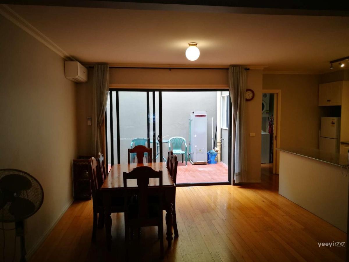 Moonee Valley Views Aparthotel Melbourne Exterior foto