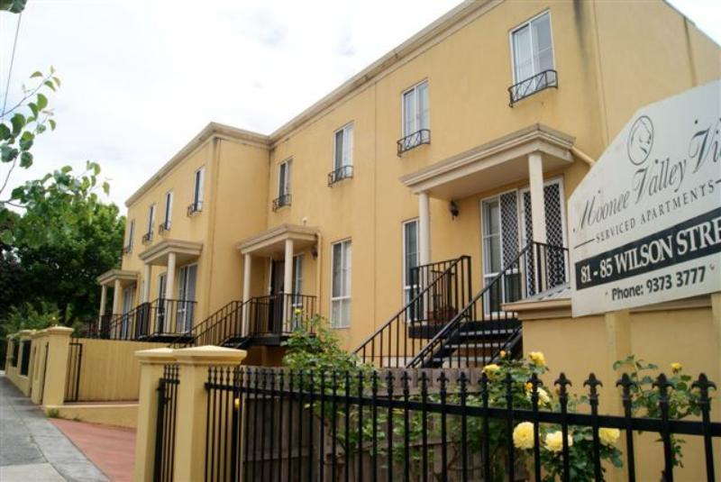 Moonee Valley Views Aparthotel Melbourne Exterior foto