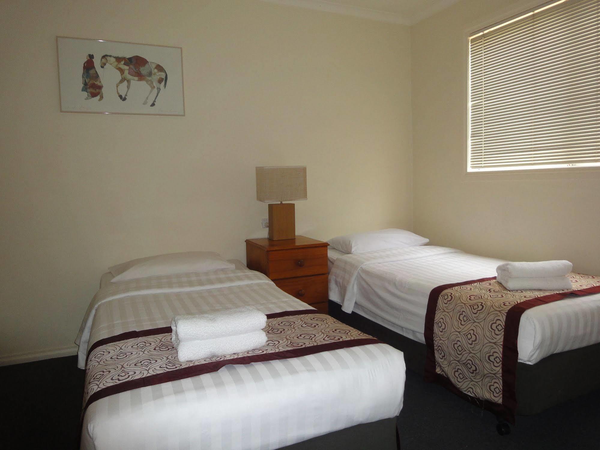 Moonee Valley Views Aparthotel Melbourne Exterior foto